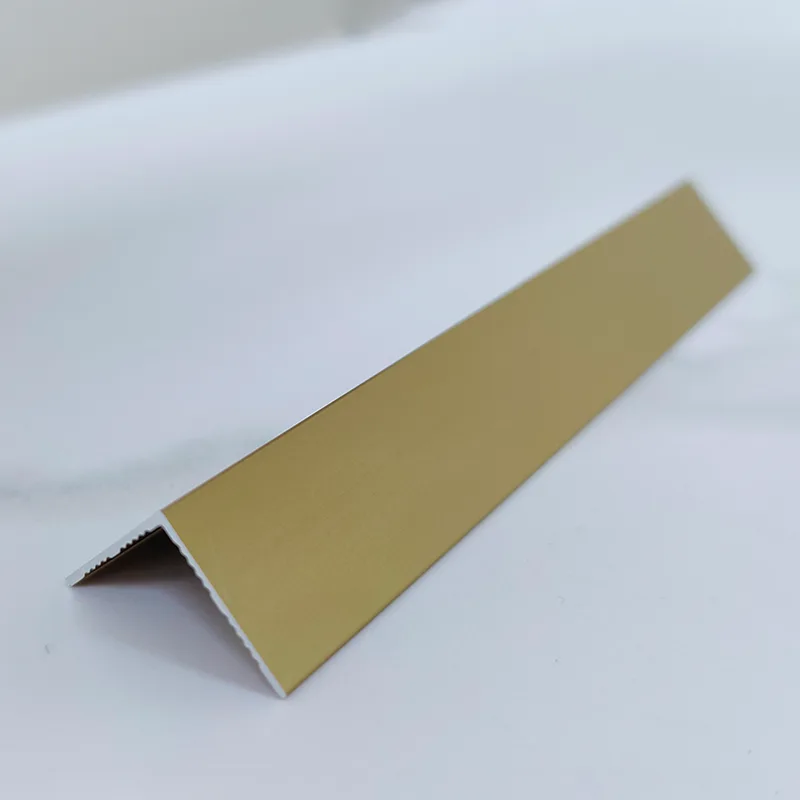 90° లంబ కోణం ట్రిమ్